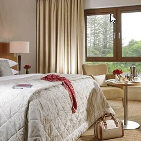 Sneem Hotel 4*