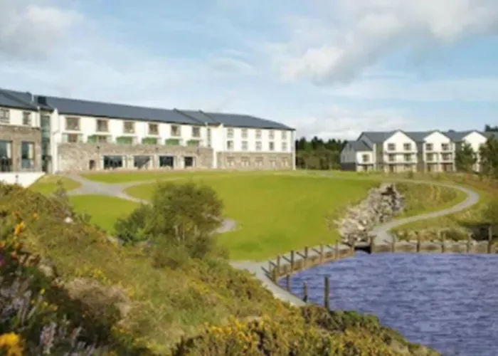 Sneem Hotel Отель Сним